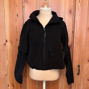 LULULEMON Convertible Wind Breaker